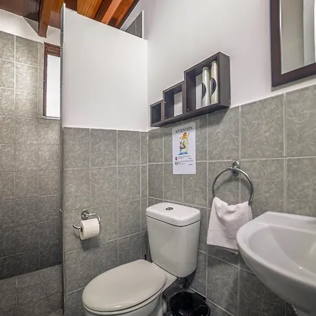 Terra Vine Collection - Raisin House Koukounariá